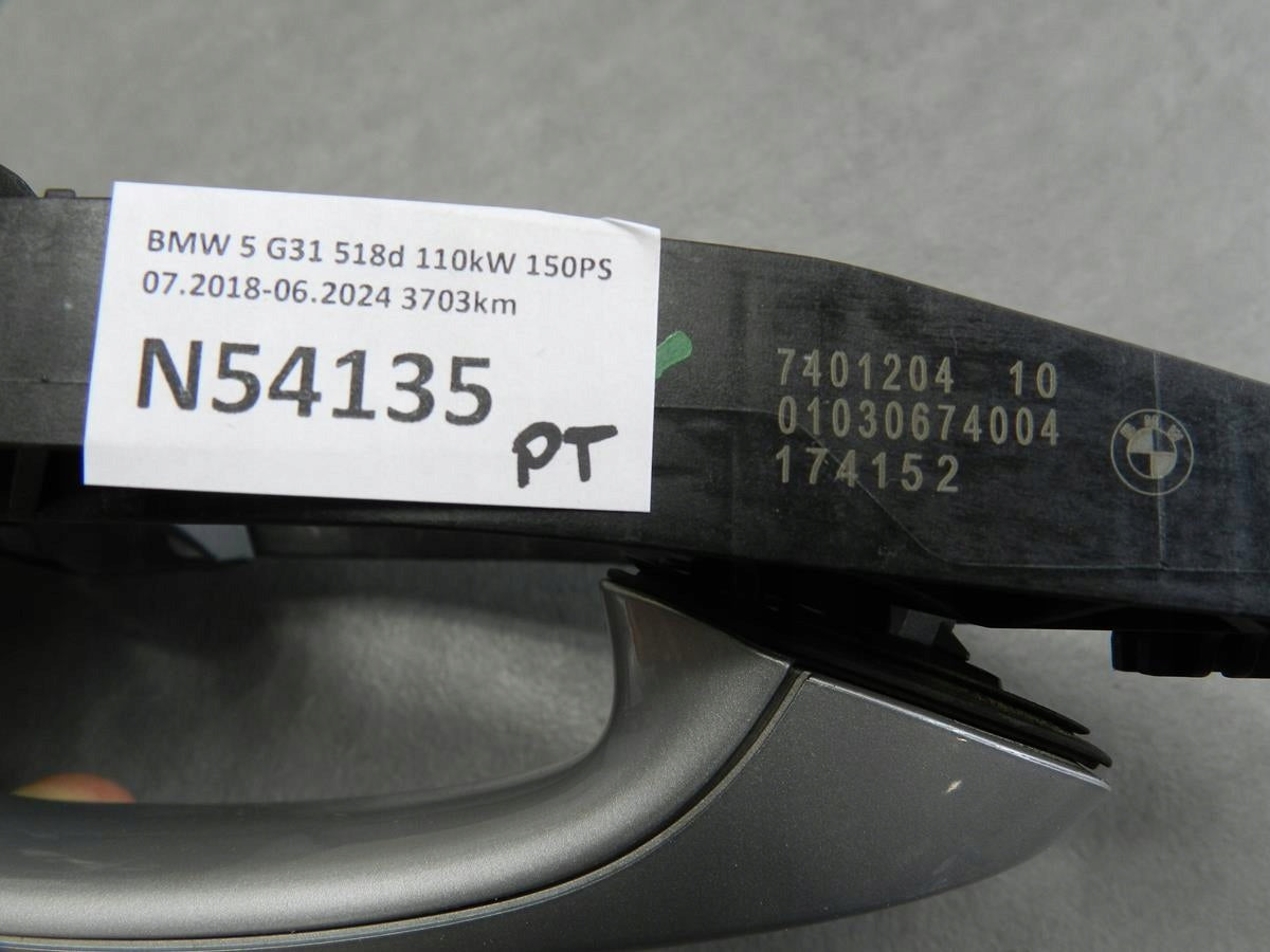 BMW 5 G31 HANDLE RIGHT REAR A83 7401204 8492198