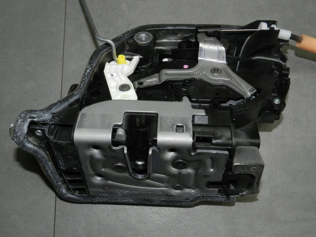 BMW 5 G31 LOCK LEFT REAR 7477689