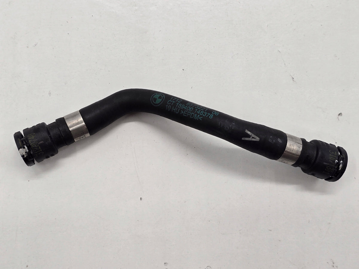 BMW 6 GT G32 17R HOSE WATER HOSE 3.0D 8573221