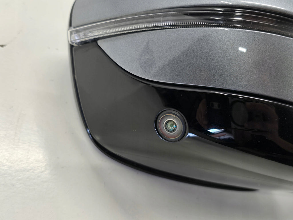 BMW 6 GT G32 M-PACKAGE 17R MIRROR RIGHT 9PIN CAMERA C2Y EUROPE