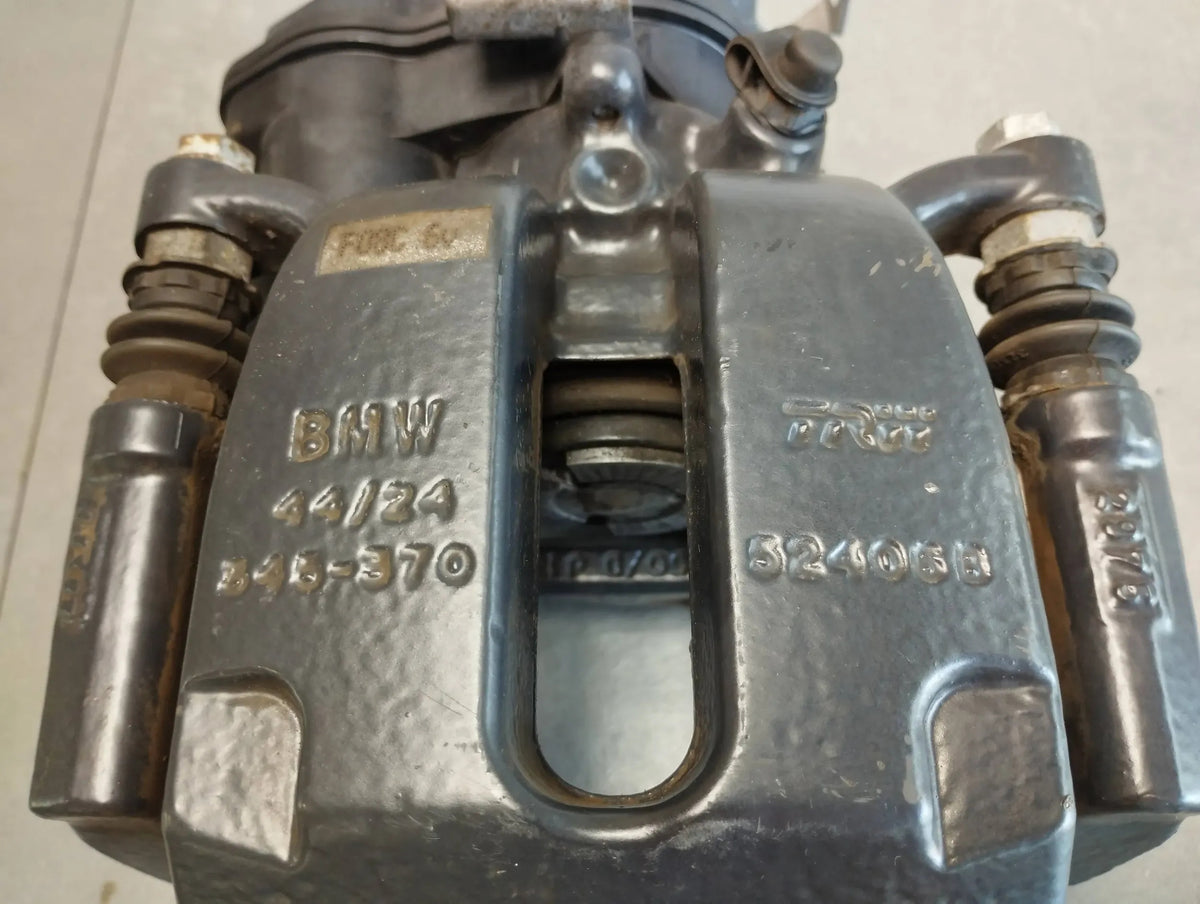BMW 7 G11 750i CLAMP LEFT REAR 52406B