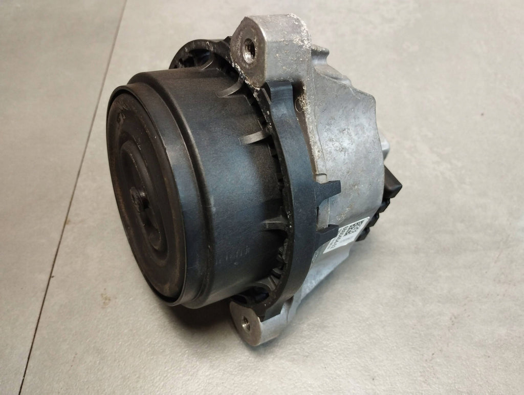 BMW 7 G11 750i ENGINE CUSHION RIGHT 6860454