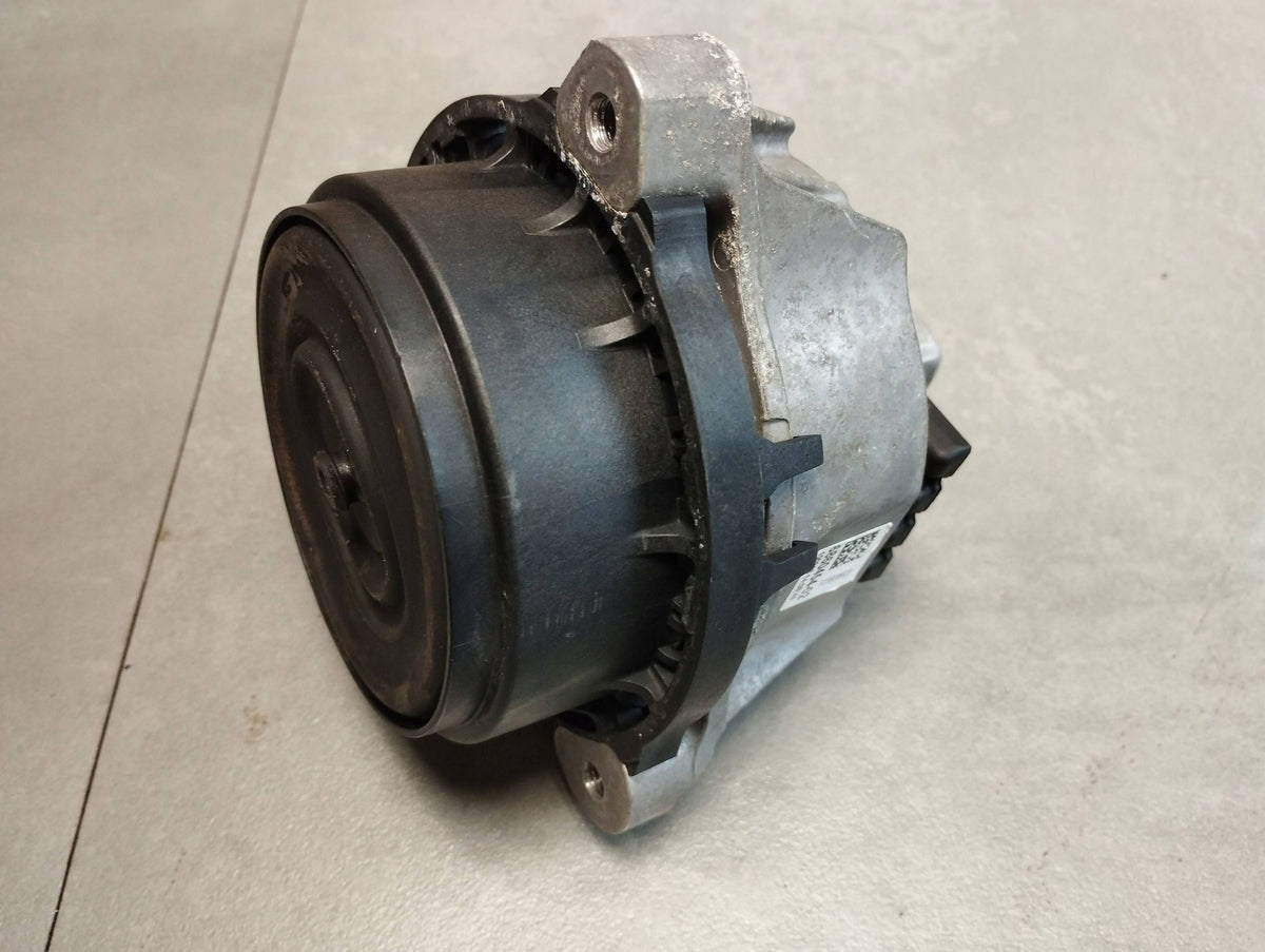 BMW 7 G11 750i ENGINE CUSHION RIGHT 6860454
