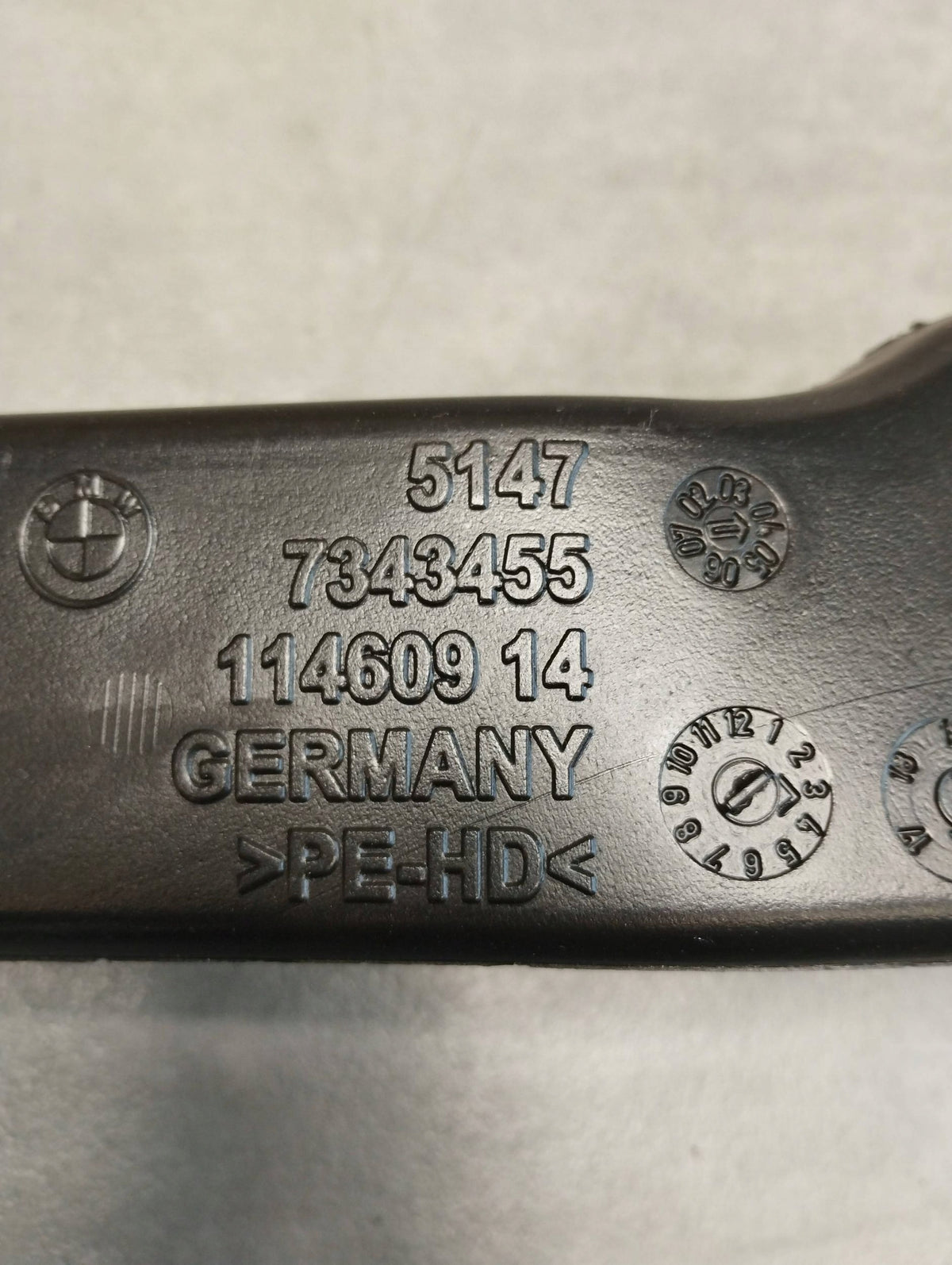 BMW 7 G11 AIR SUPPLY CHANNEL OF THE POST 7343455