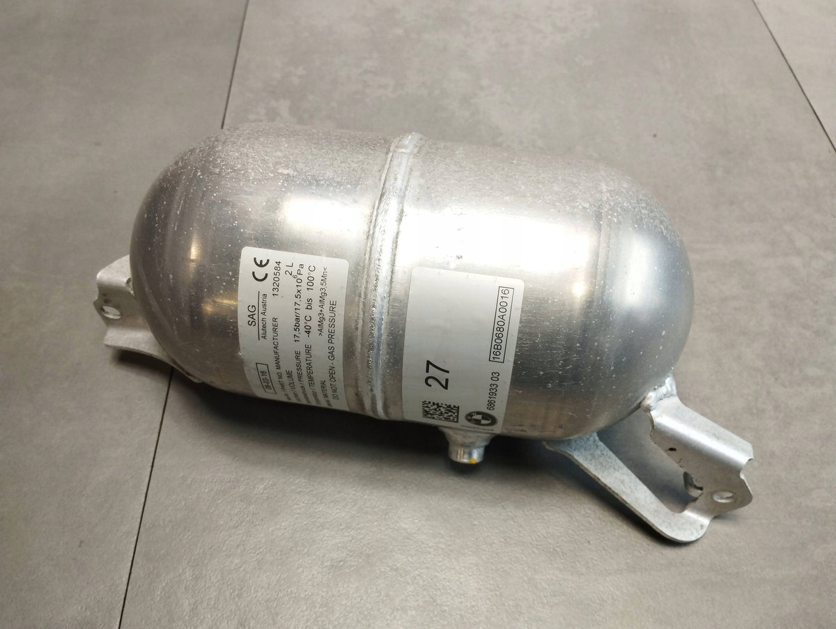 BMW 7 G11 AIR TANK 6861933