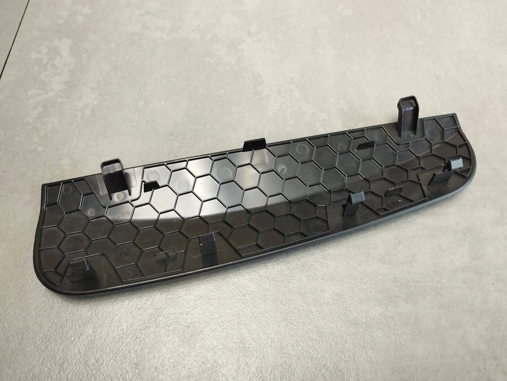 BMW 7 G11 BOARD COVER 9299490 UK