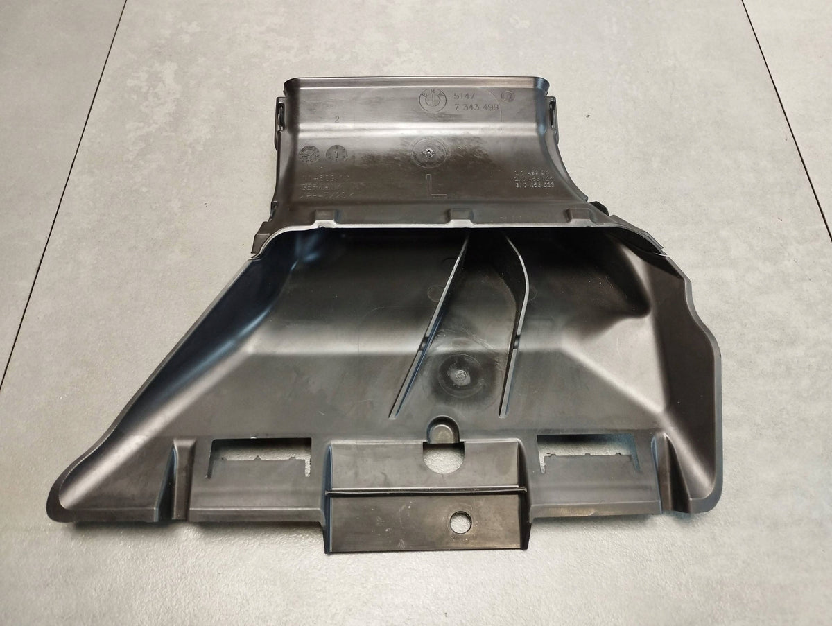 BMW 7 G11 CHANNEL AIR INTAKE LEFT 7343499