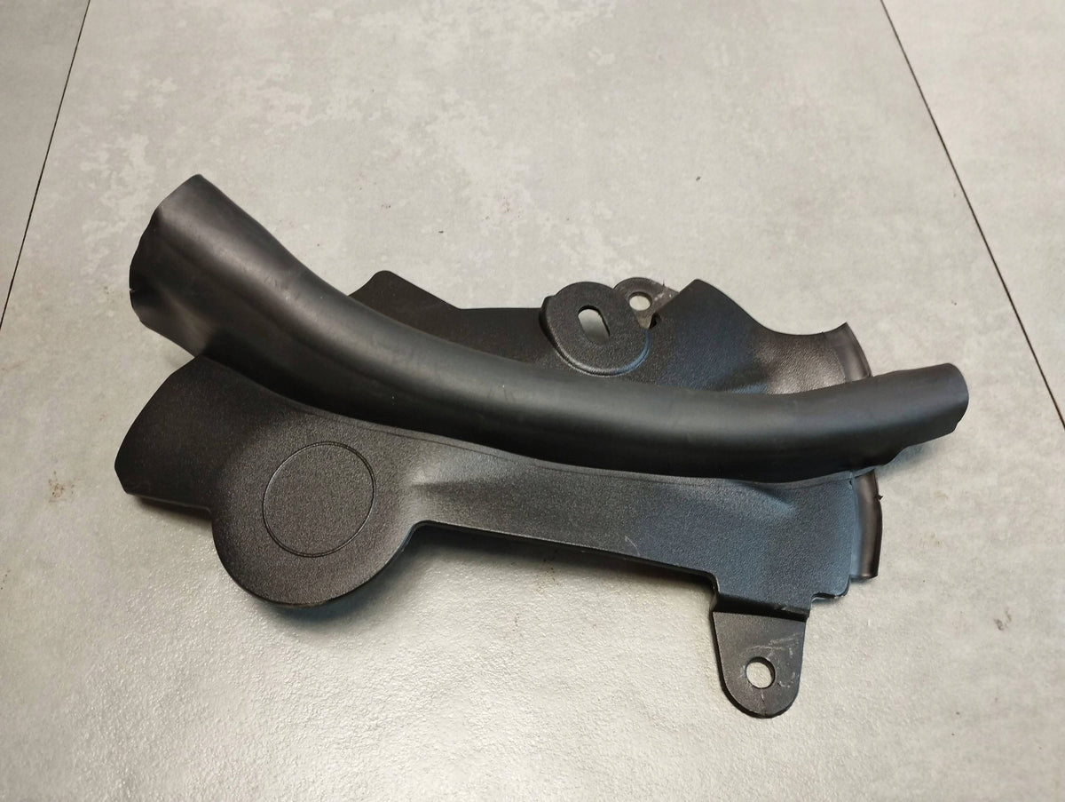BMW 7 G11 COVER GASKET LEFT 7347395