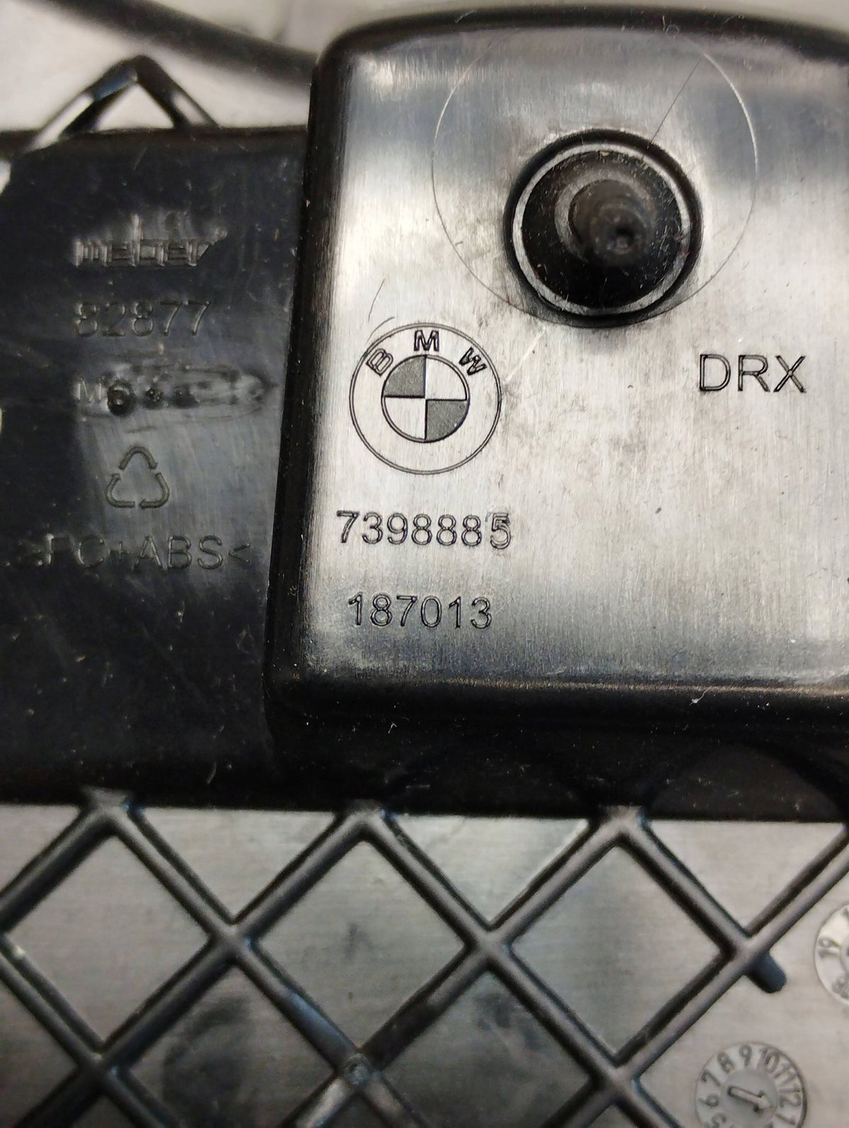 BMW 7 G11 DOOR ASHTRAY LEFT REAR 7398885