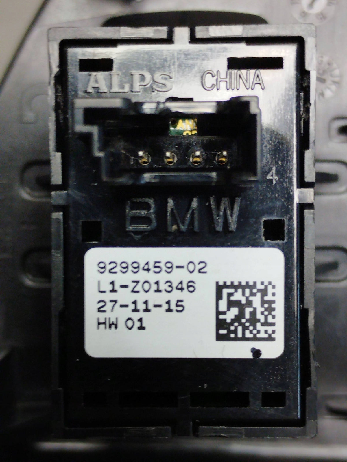BMW 7 G11 FLAP OPENING SWITCH 9299459
