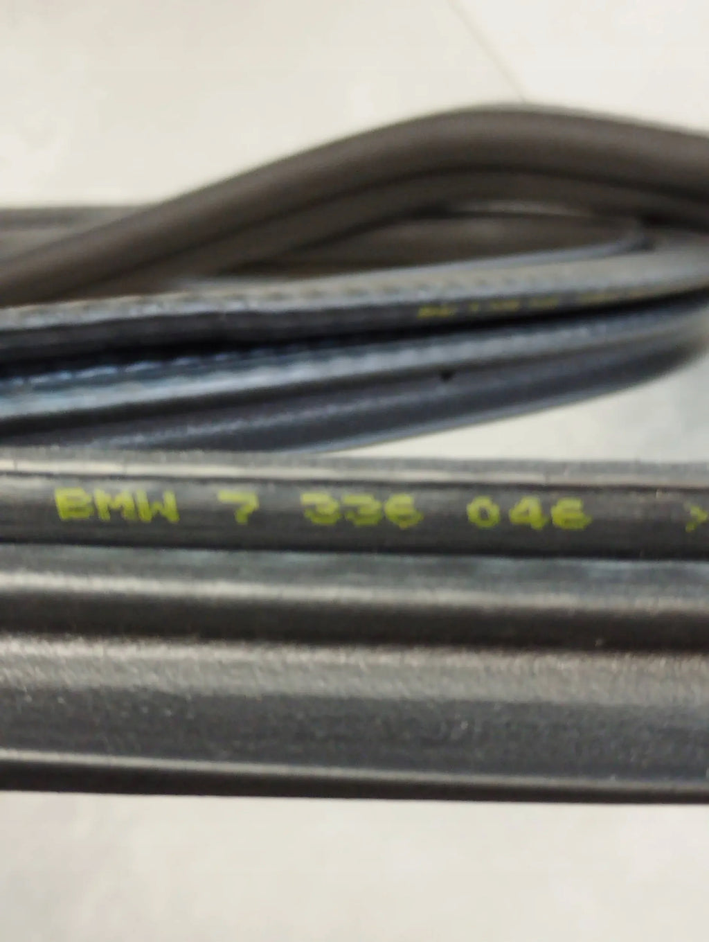 BMW 7 G11 G12 DOOR SEAL LEFT REAR 7336046