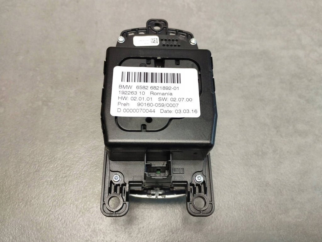 BMW 7 G11 IDRIVE 6821892 CONTROLLER