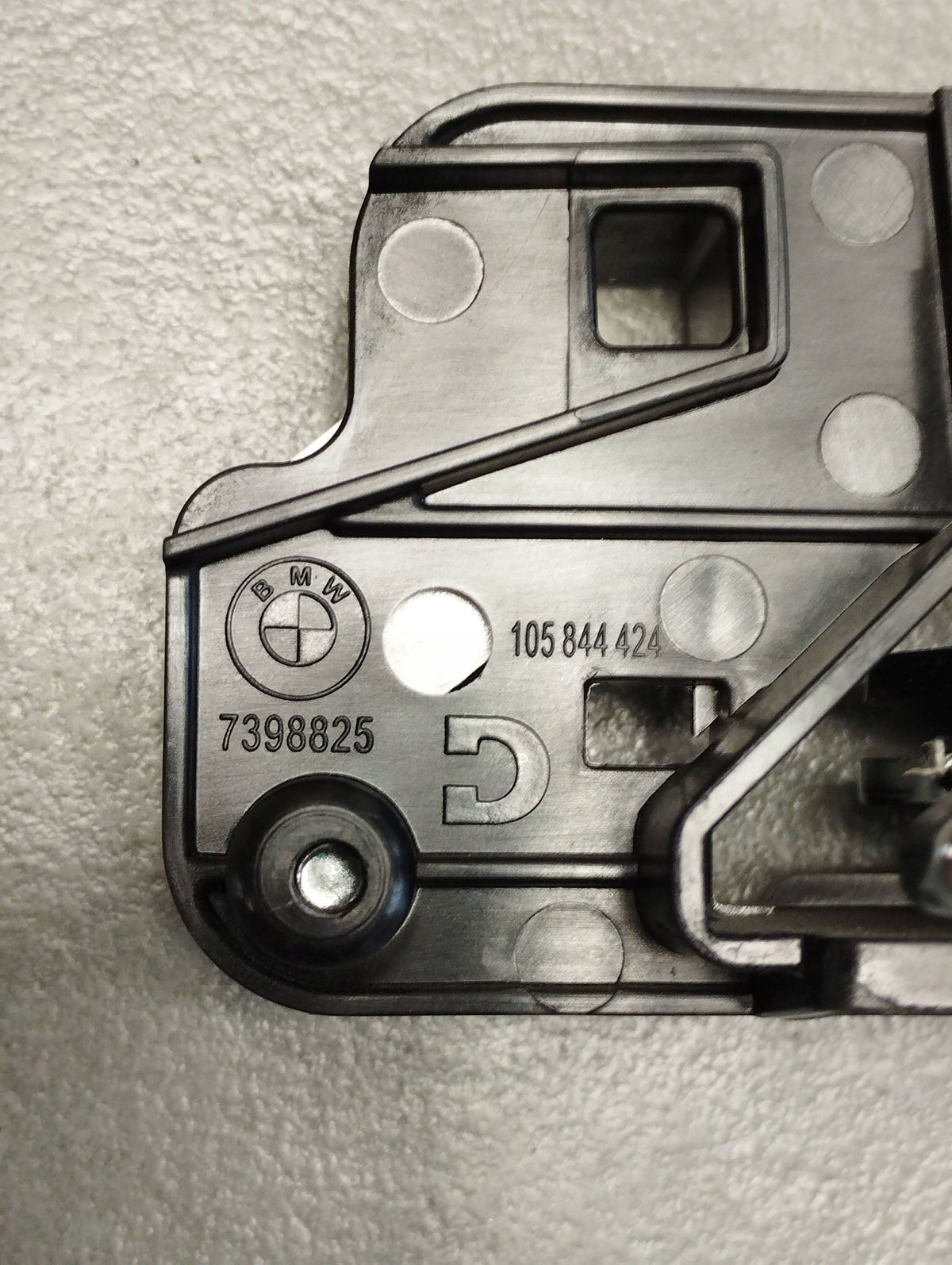 BMW 7 G11 INTERIOR DOOR HANDLE LEFT FRONT 7398825