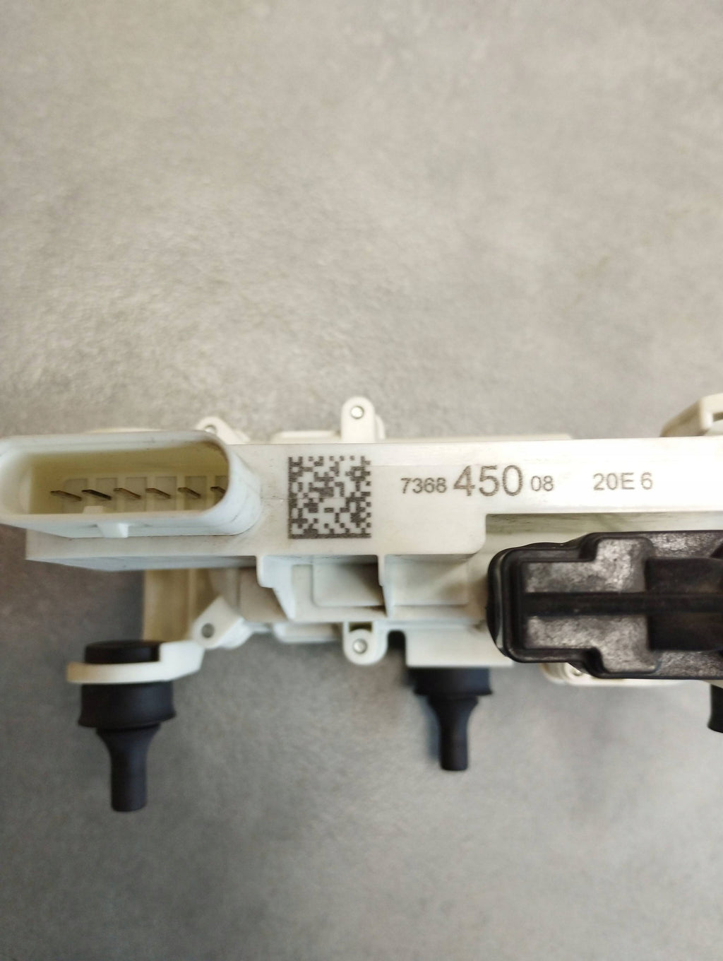BMW 7 G11 LOCK PULL RIGHT FRONT 7368450
