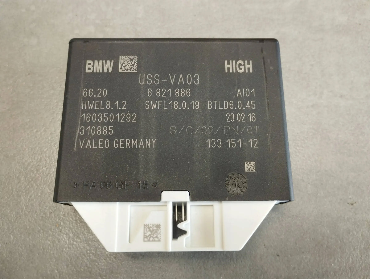 BMW 7 G11 PDC 6821886 MODULE