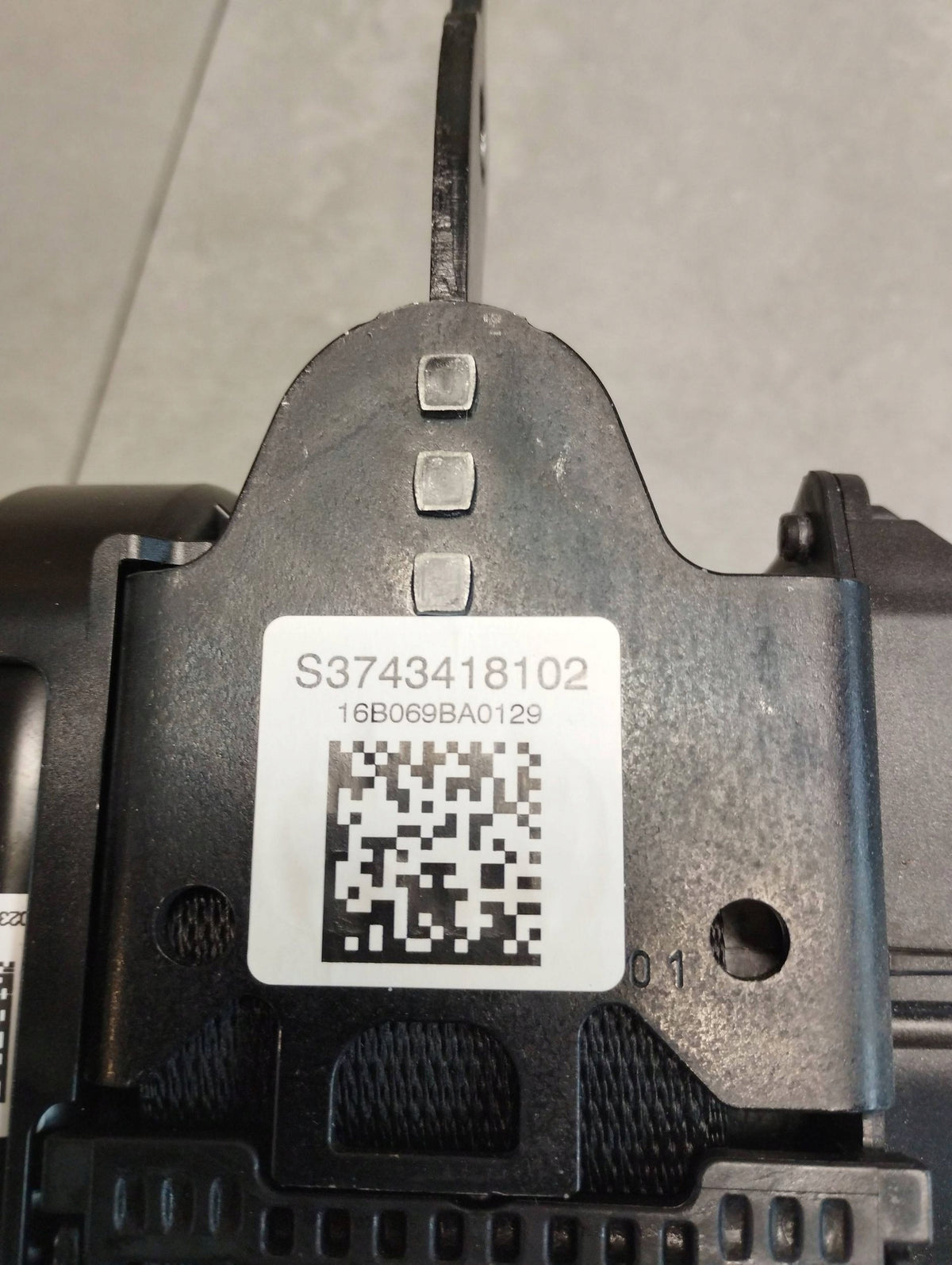 BMW 7 G11 SEAT BELT LEFT REAR 7434181