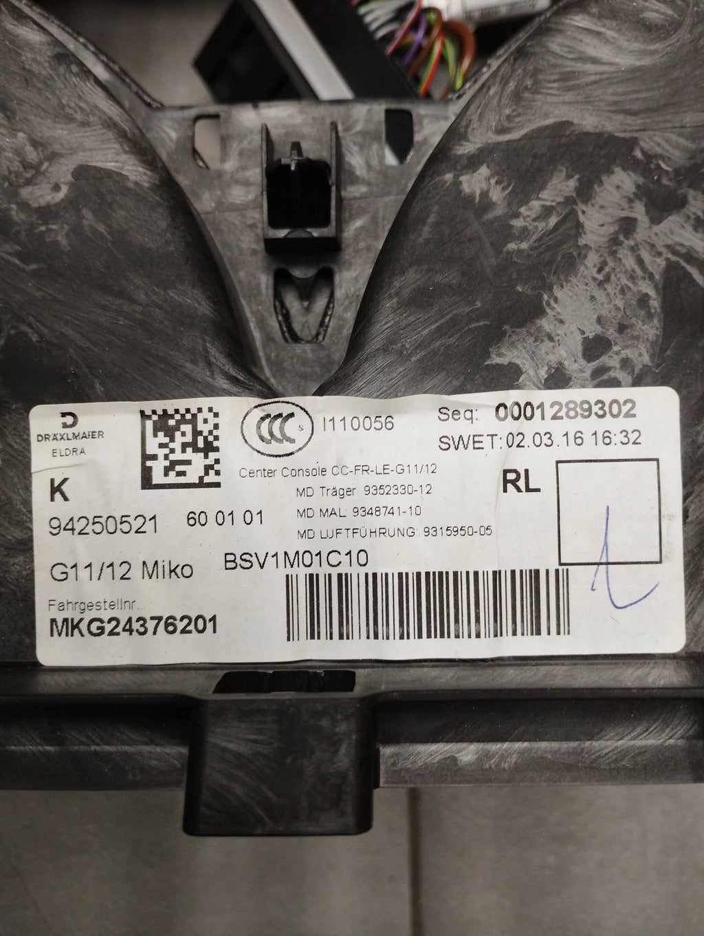 BMW 7 G11 TUNNEL ARMREST 94250521 UK