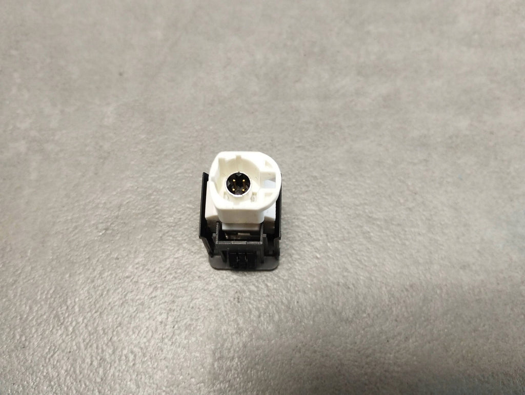 BMW 7 G11 USB PORT 9229294