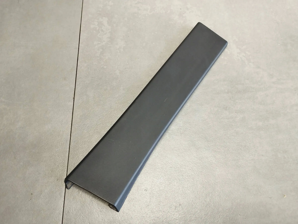 BMW 7 G11 WINDOW GUIDE RIGHT REAR 7377308