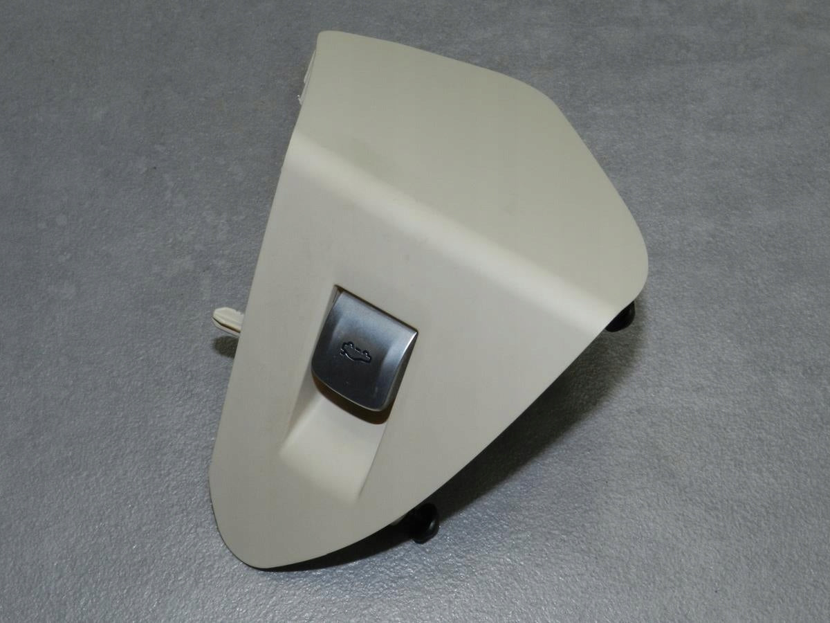 BMW 7 G12 FLAP OPENING BUTTON 9299459
