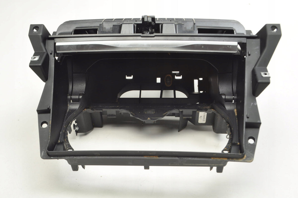 BMW 8 G16 CENTER CONSOLE STORAGE 9396504