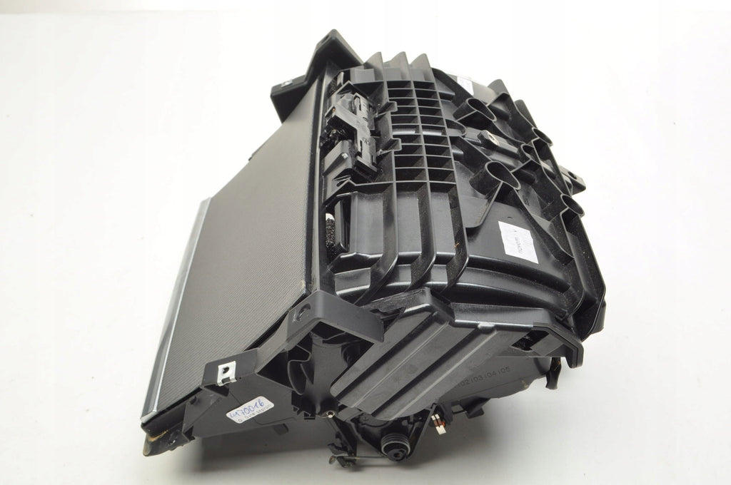 BMW 8 G16 CENTER CONSOLE STORAGE 9396504