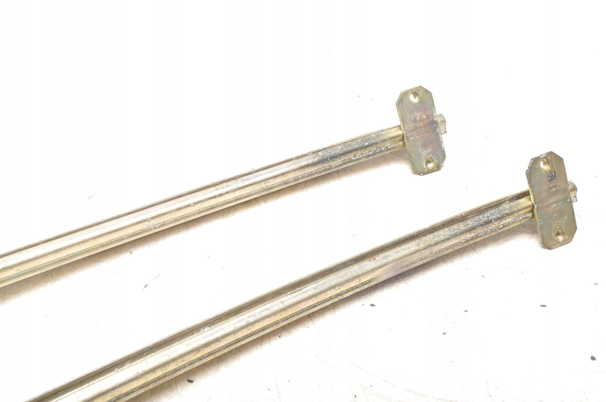 BMW E24 WINDOW GUIDE RIGHT FRONT SET