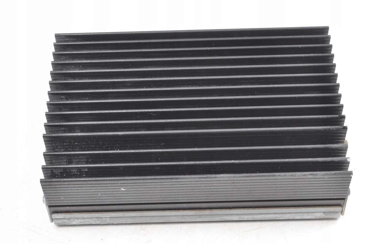 BMW E70 AMPLIFIER 9133913