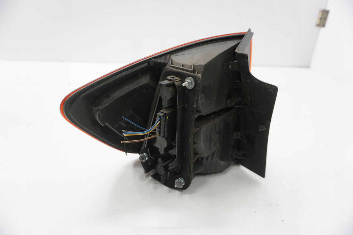 BMW E84 LAMP RIGHT REAR 2992478