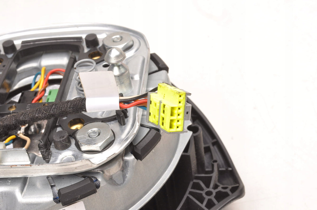 BMW E87 LIFT AIRBAG DRIVER AIRBAG 6779828
