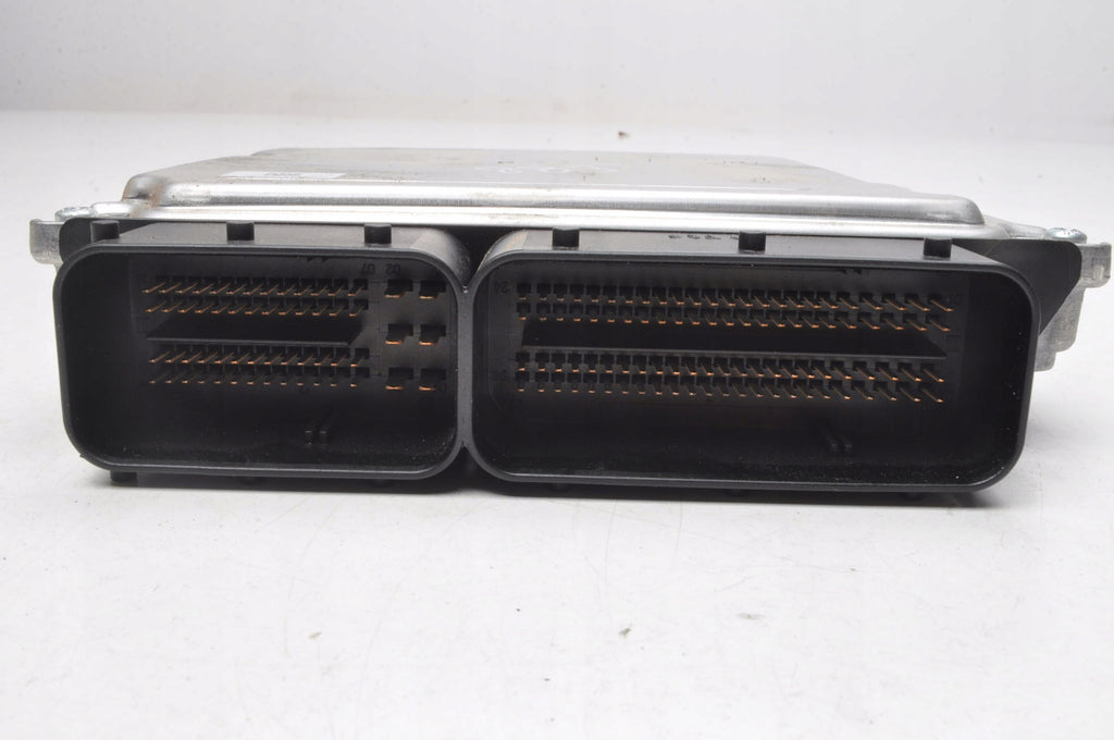 BMW E88 2.0 D COMPUTER ENGINE DRIVER 8518167