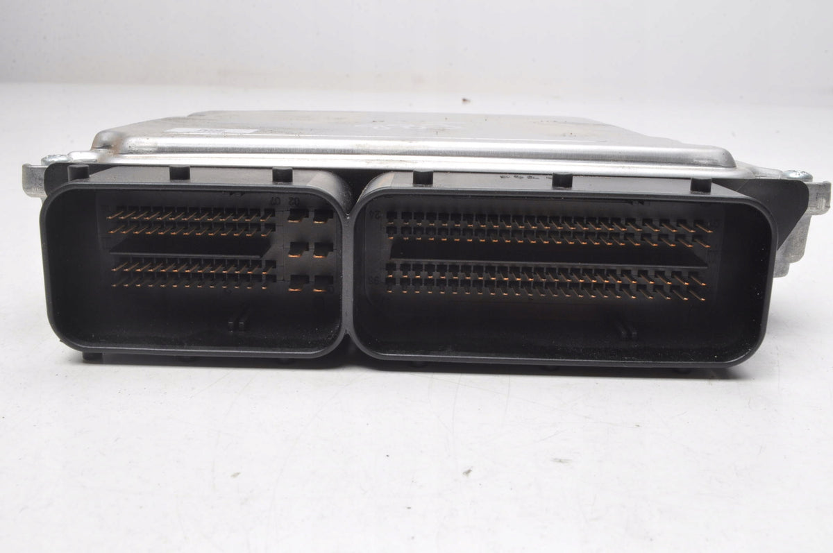 BMW E88 2.0 D COMPUTER ENGINE DRIVER 8518167
