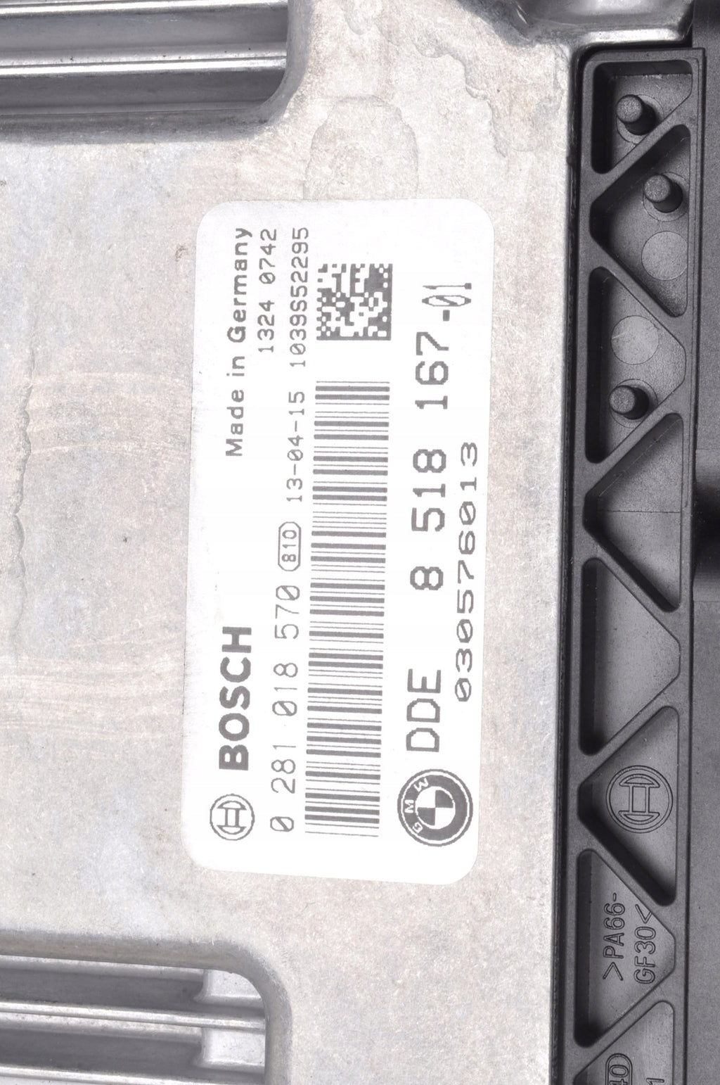 BMW E88 2.0 D COMPUTER ENGINE DRIVER 8518167