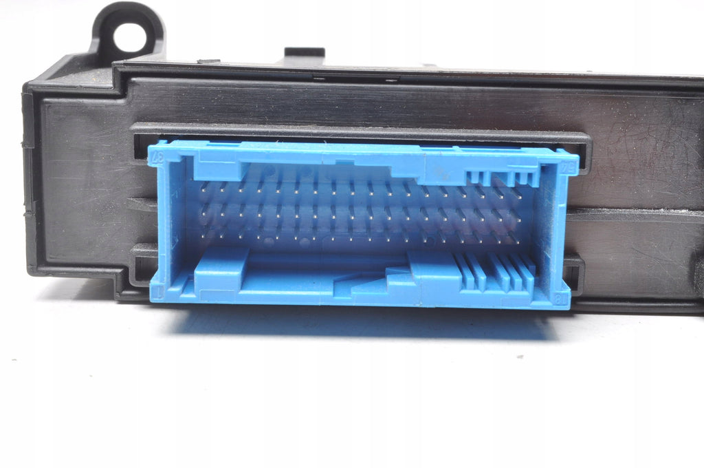 BMW E88 F20 F31 F32 2.0 COMFORT MODULE 9298947