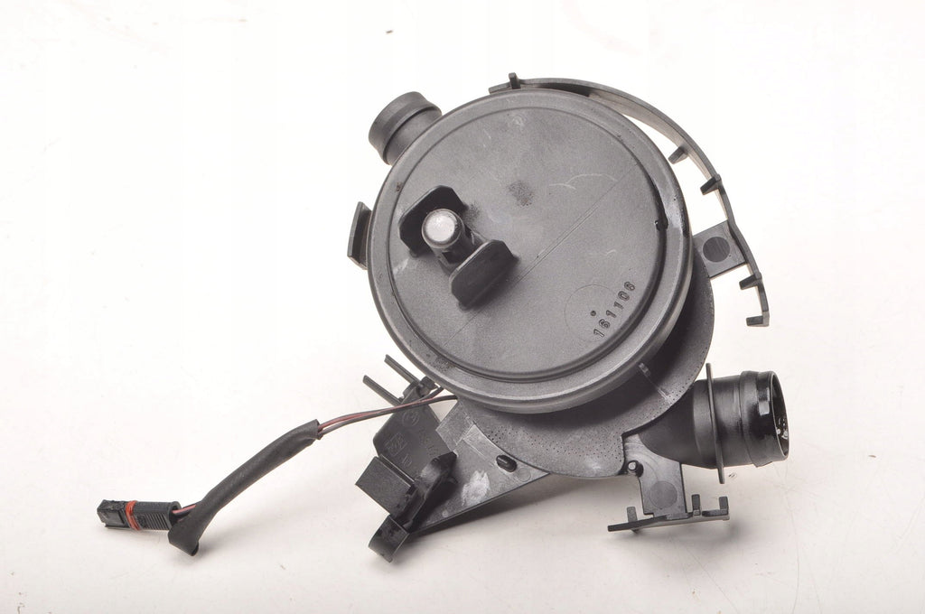 BMW E90 E60 2.5 VENT VALVE 6609226