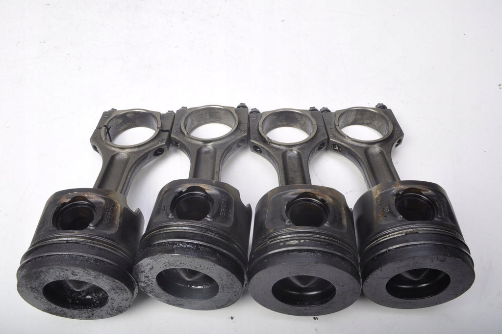 BMW E90 E91 2.0 D PISTON WITH CONNECTING ROD