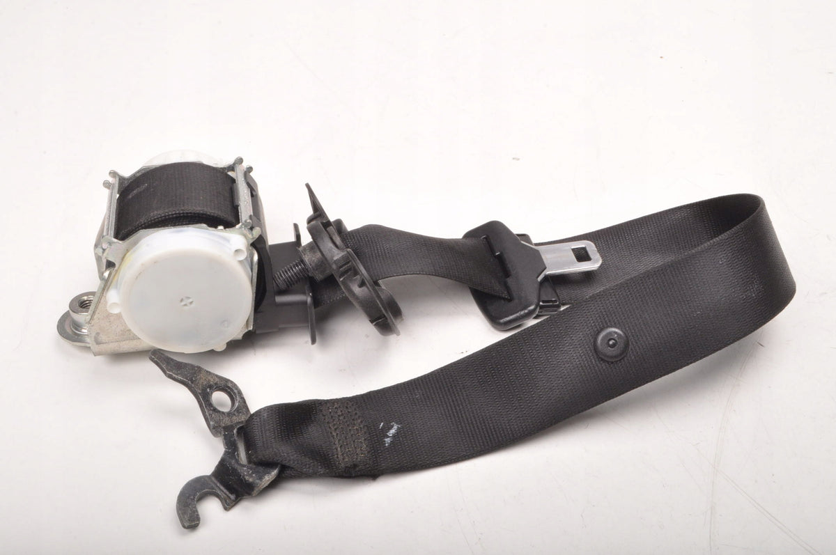 BMW E90 SEAT BELT RIGHT FRONT P1 7234768