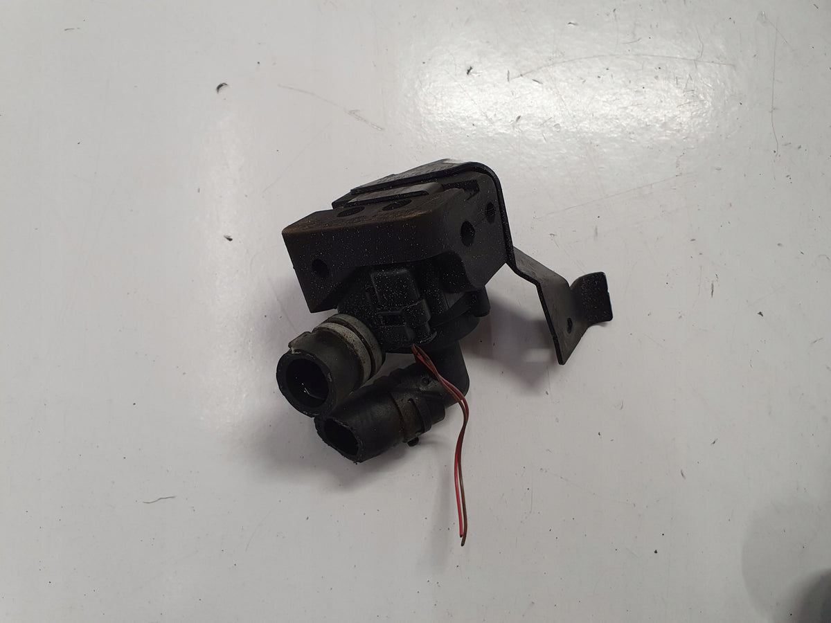 BMW F10 F11 WATER PUMP 2.0D 9230234