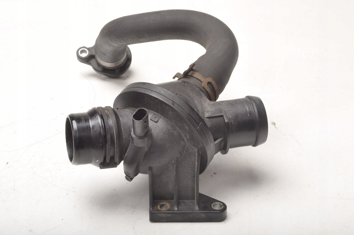 BMW F20 2.0 125i THERMOSTAT HOUSING 6601544