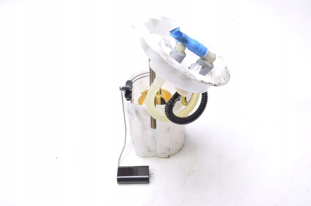 BMW F40 116d 1.5 FUEL PUMP 7300466