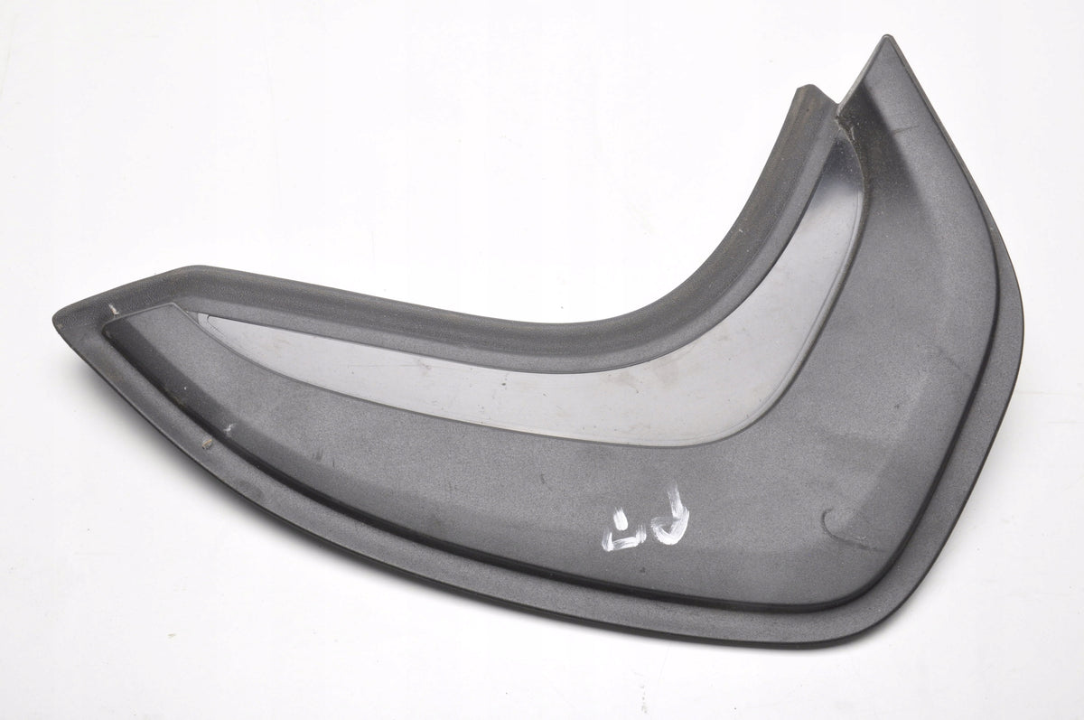 BMW F40 DOOR TRIM RIGHT REAR 160810