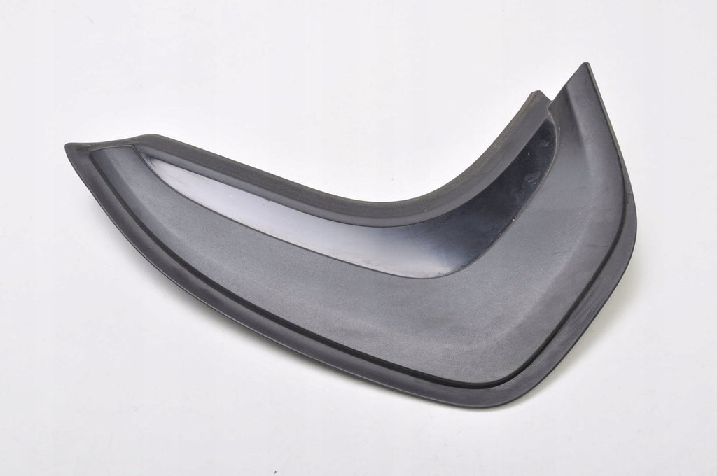 BMW F40 POST COVER RIGHT REAR 7452404