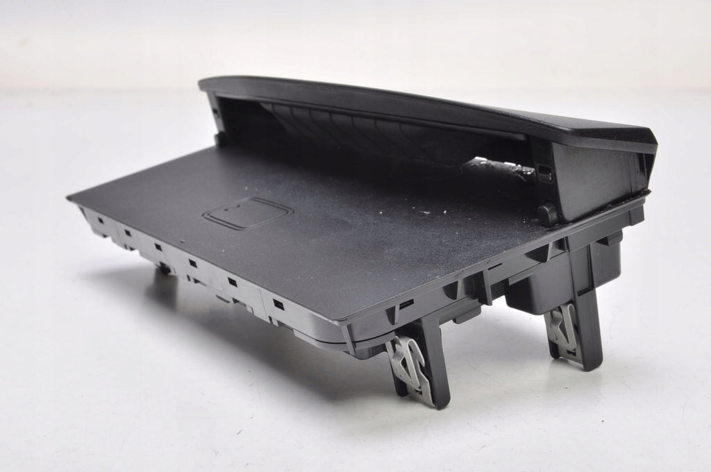 BMW F44 F40 INDUCTION CHARGER 5A1DB20