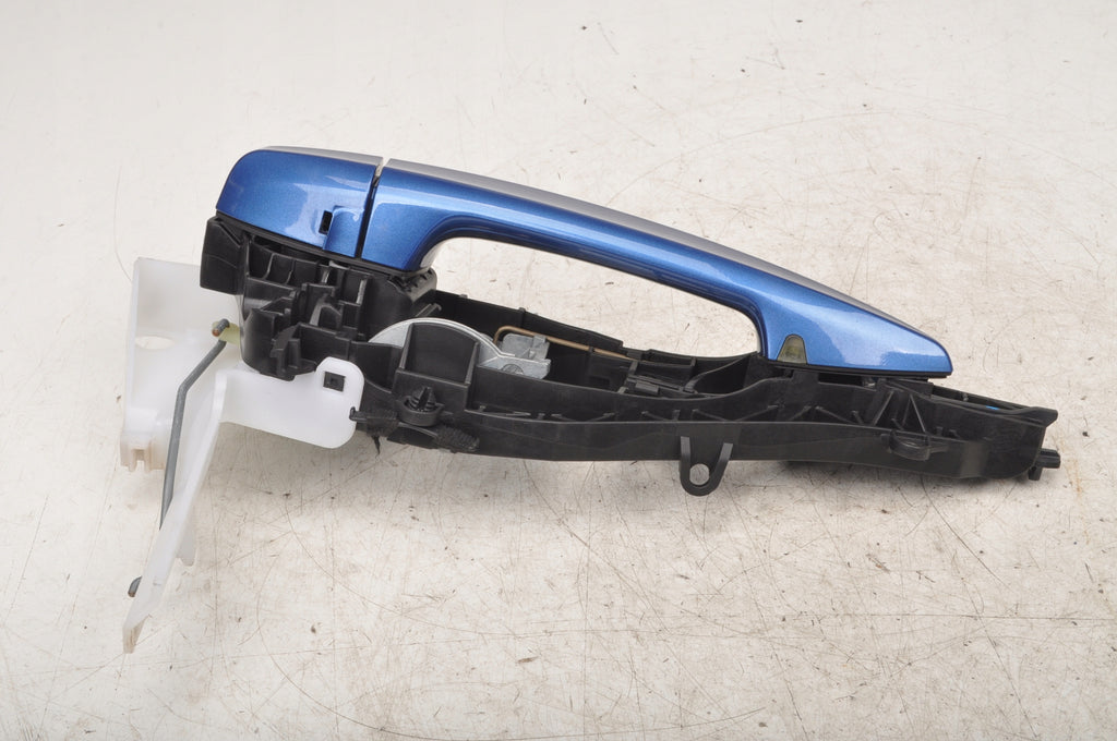 BMW F46 GRAN TOURER DOOR HANDLE RIGHT FRONT B45