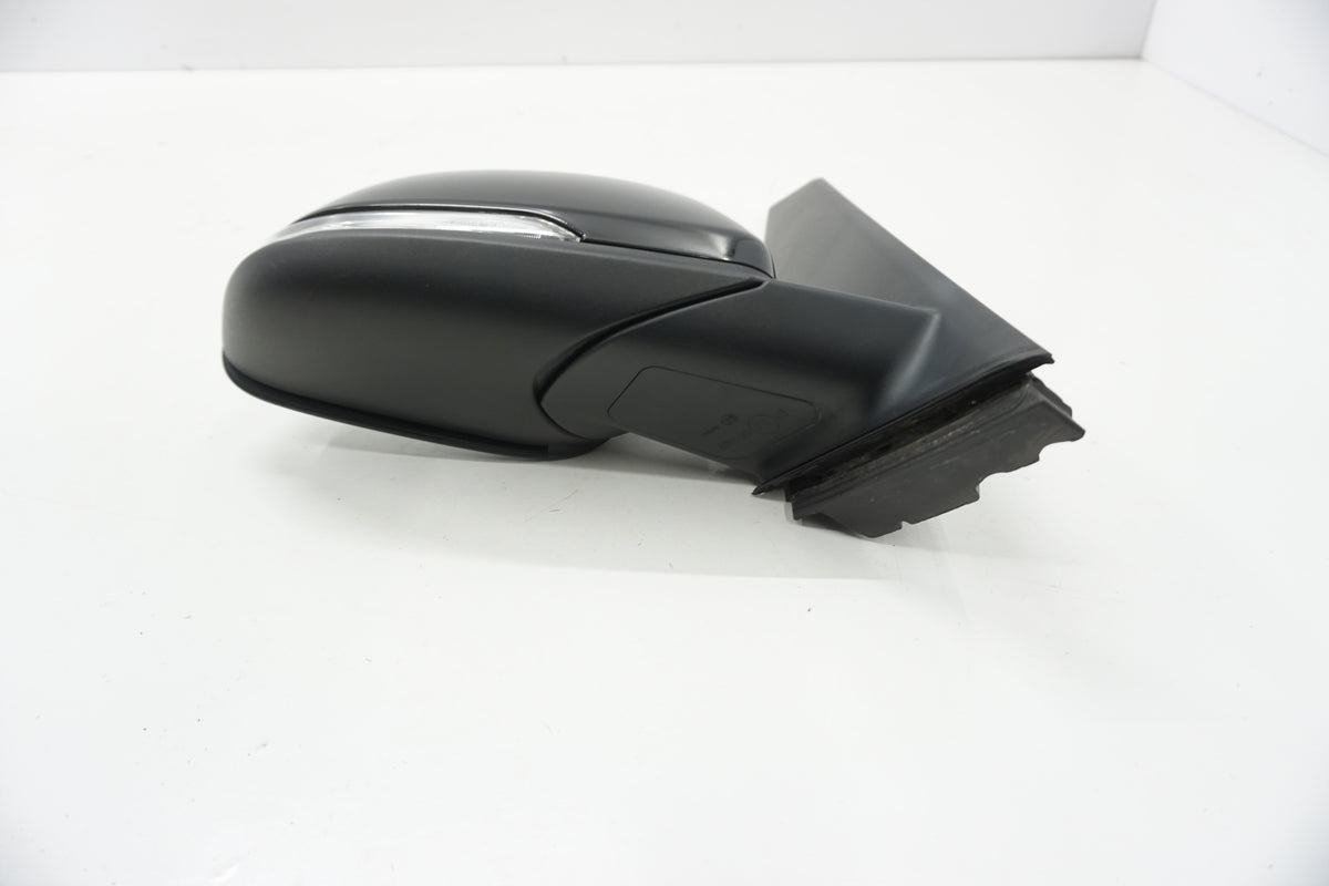 BMW F46 MIRROR RIGHT 6PIN 668 ENGLISHMAN