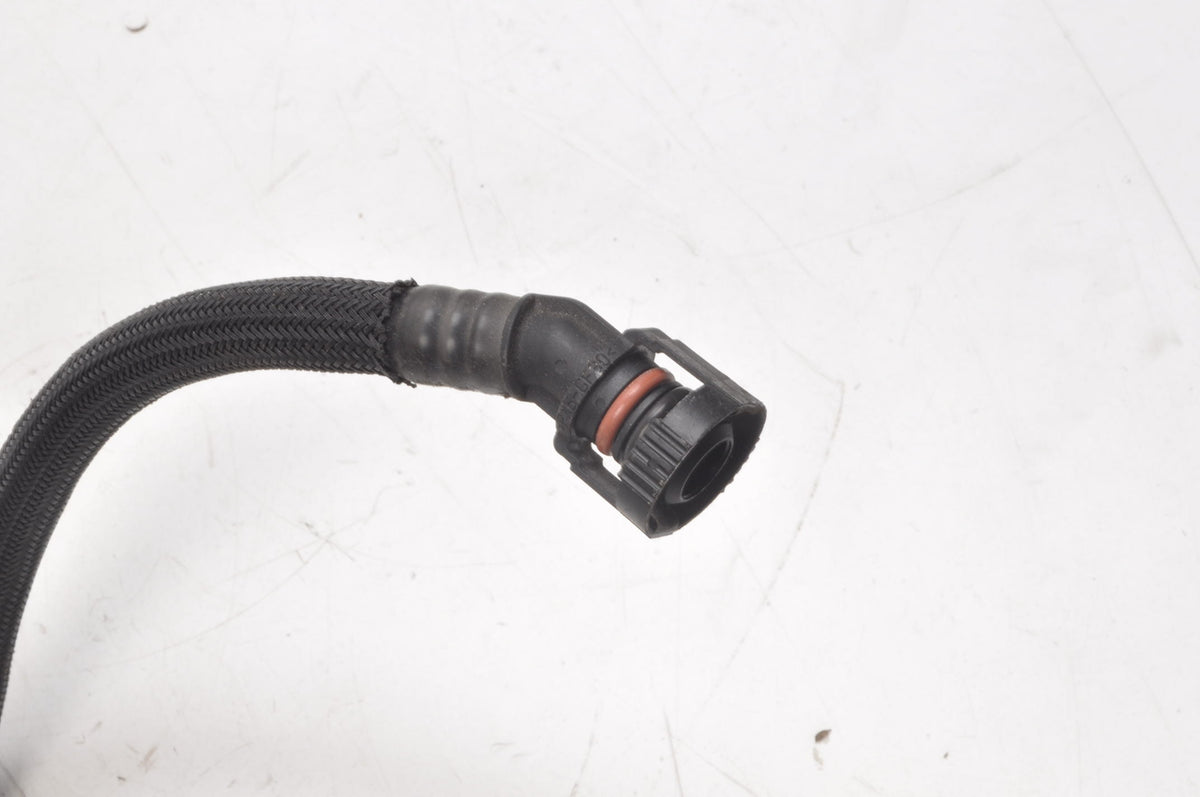BMW G11 G12 6.6 PIPE VACUUM HOSE 8610483