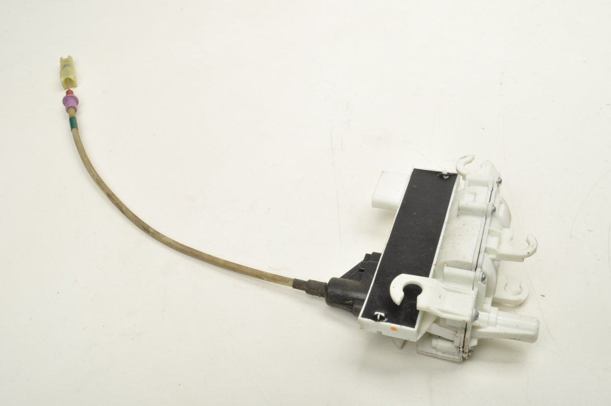 BMW G12 DOOR PULL RIGHT REAR 7368452