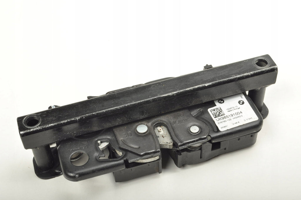 BMW G26 TAILGATE LOCK 9851910
