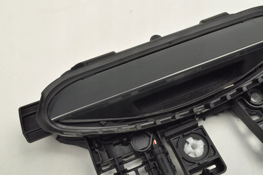 BMW I4 G26 DOOR HANDLE EXTERIOR LEFT REAR 5A68F01