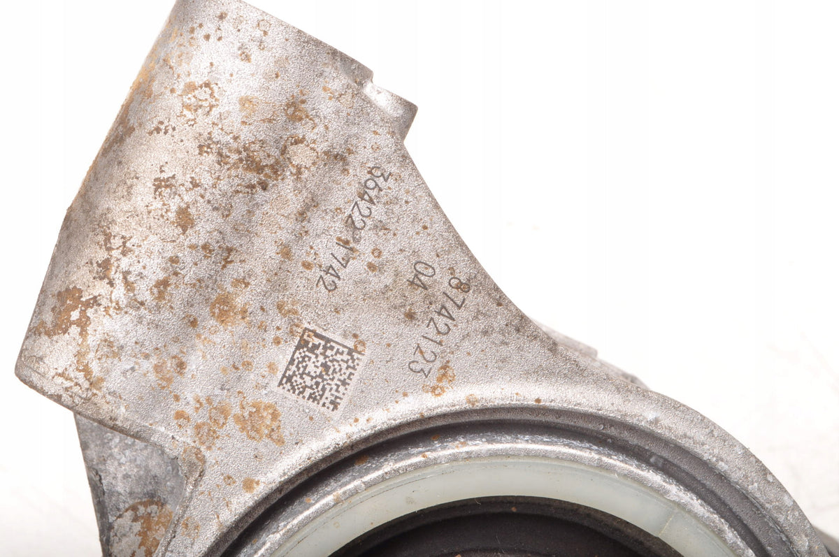 BMW I4 G26 eDRIVE PAW ENGINE BRACKET 23R 8742123
